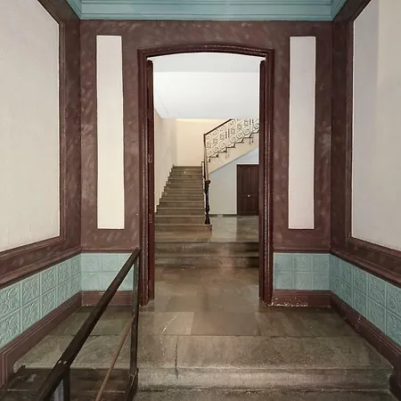 Center Διαμέρισμα